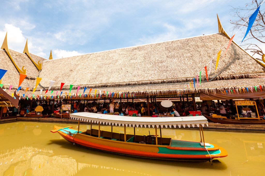 Ayutthaya-boatnoodles-Ayothaya-Floating-Market